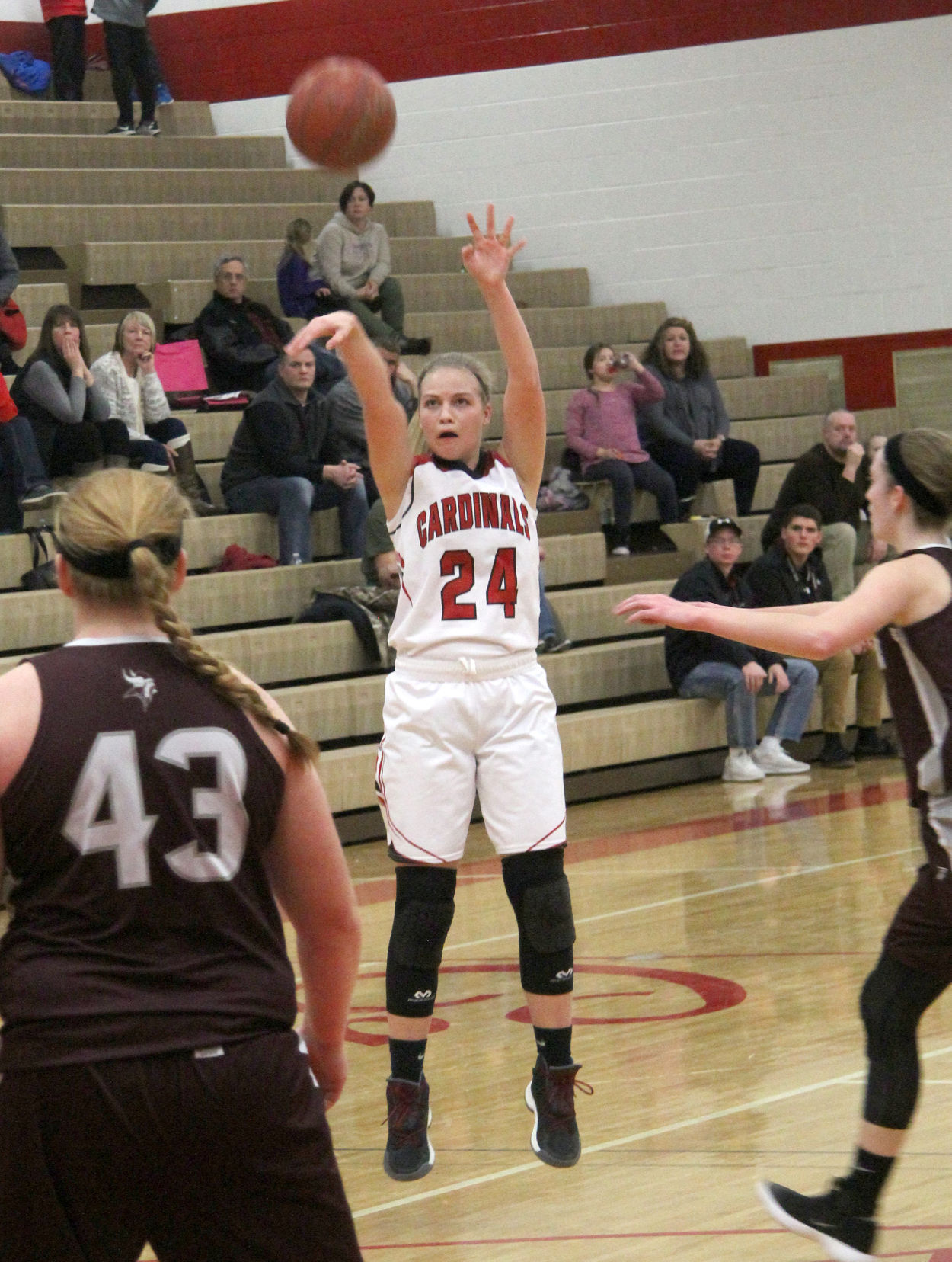 Holmen at Chi-Hi girls basketball 1-2-18